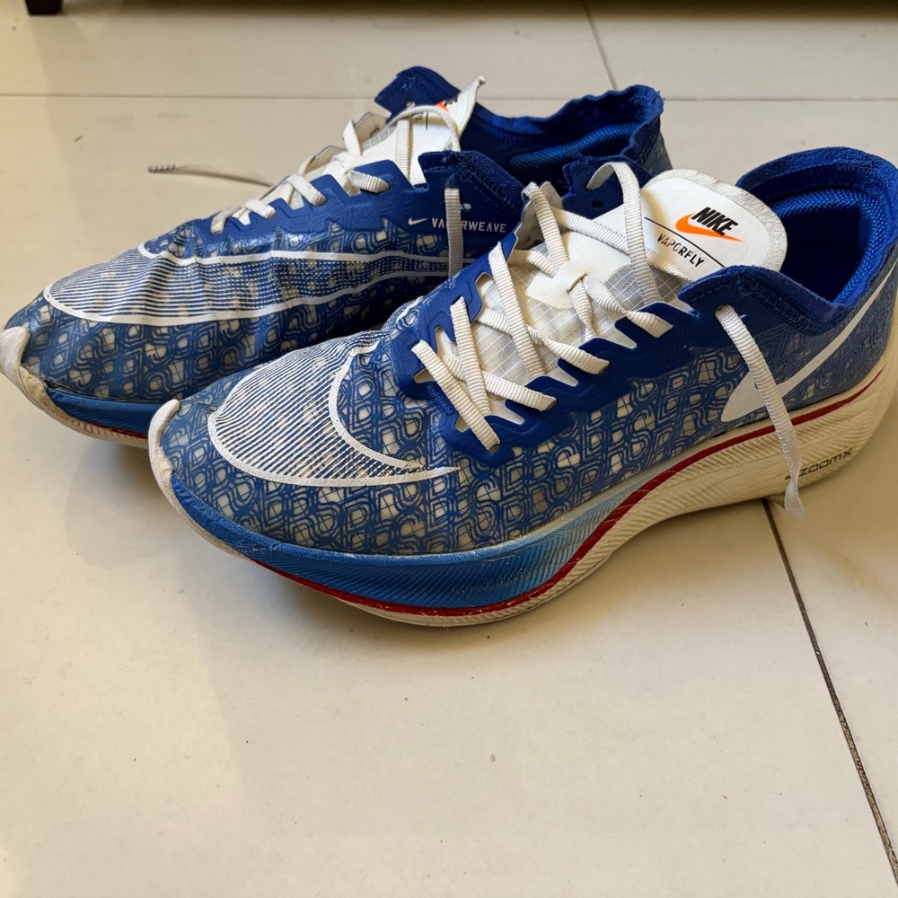 Nike  9 US